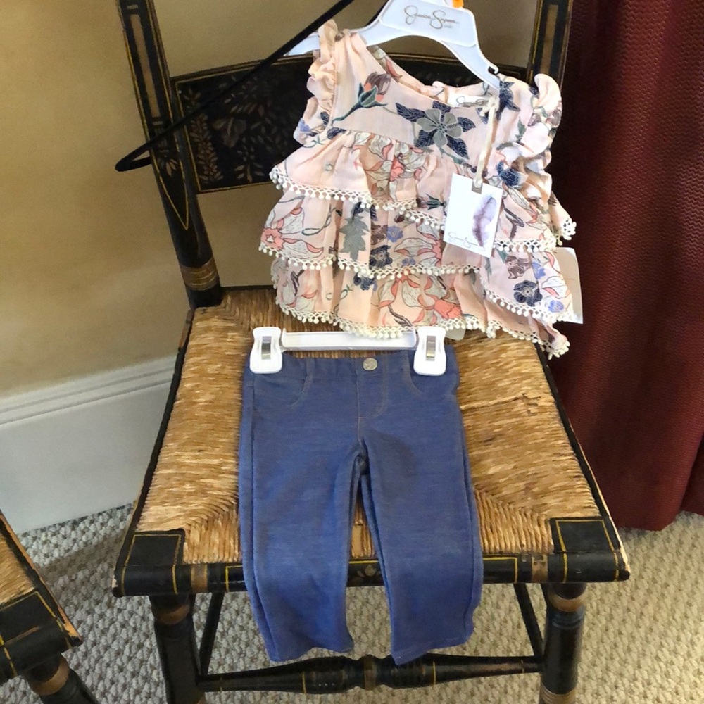 Beautiful baby set of top and jeans size 12